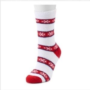 Jammies For Families Unisex Cozy winter socks red white blue snowflake